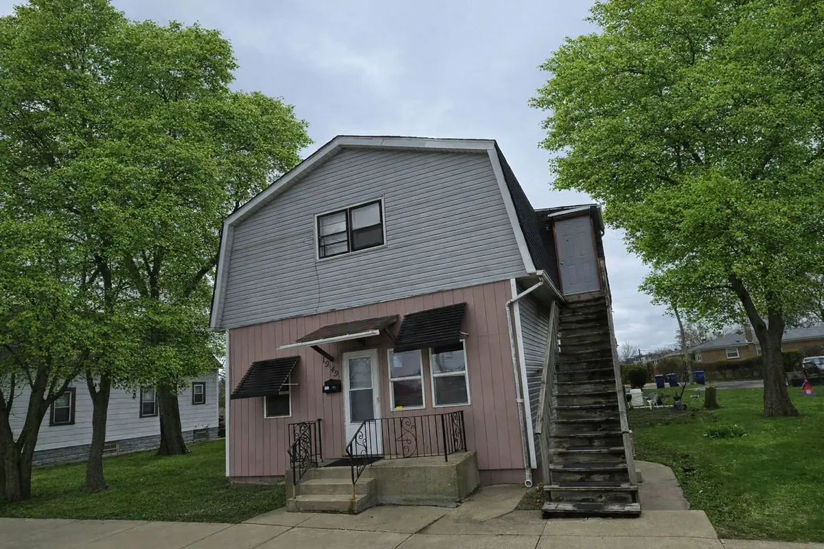 1949 BURR OAK Avenue