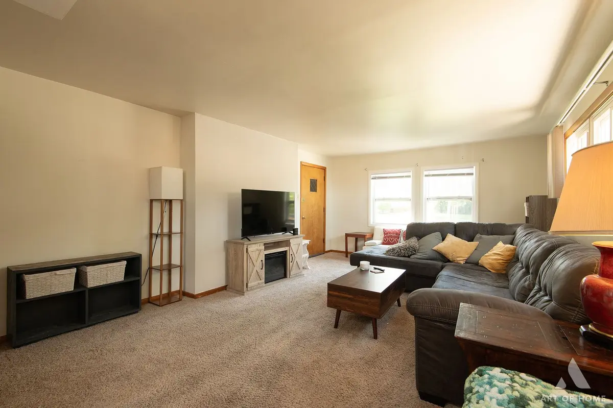 220 E 15th Street