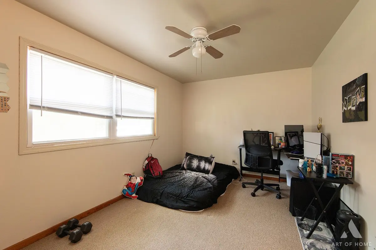 220 E 15th Street