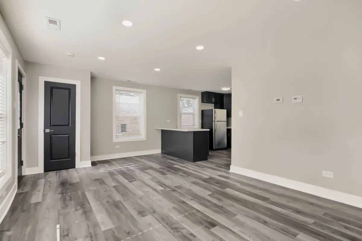 17636 Dixie Highway