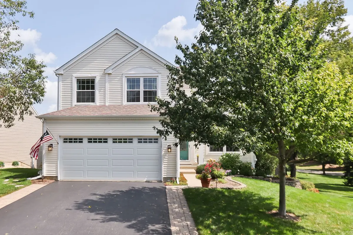 3 Falcon Ridge Court