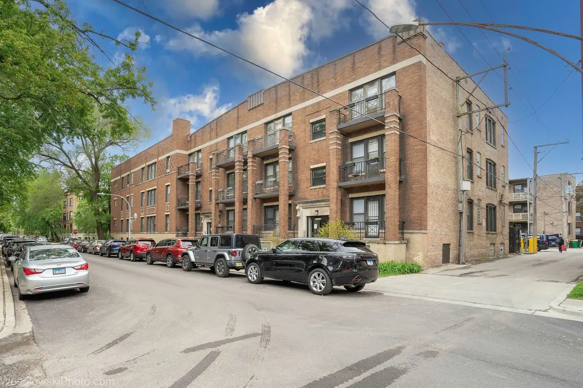 1169 E 54th Street