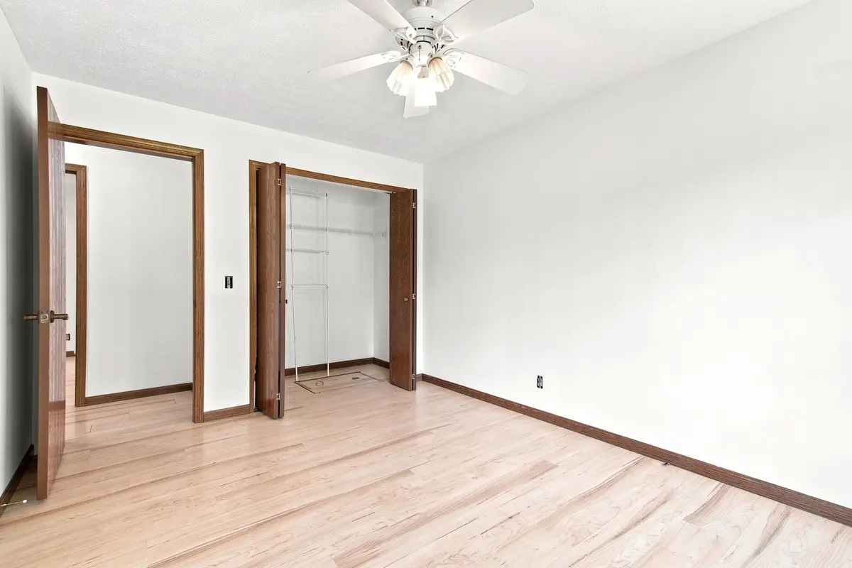 335-337 W 1st Street