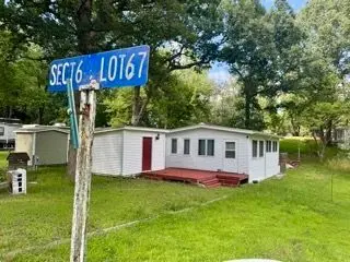 6-67 Woodhaven Lakes