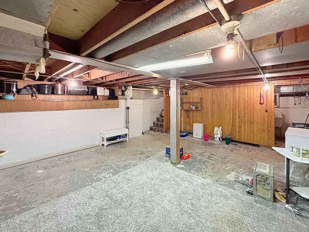 2617 W 49th Street