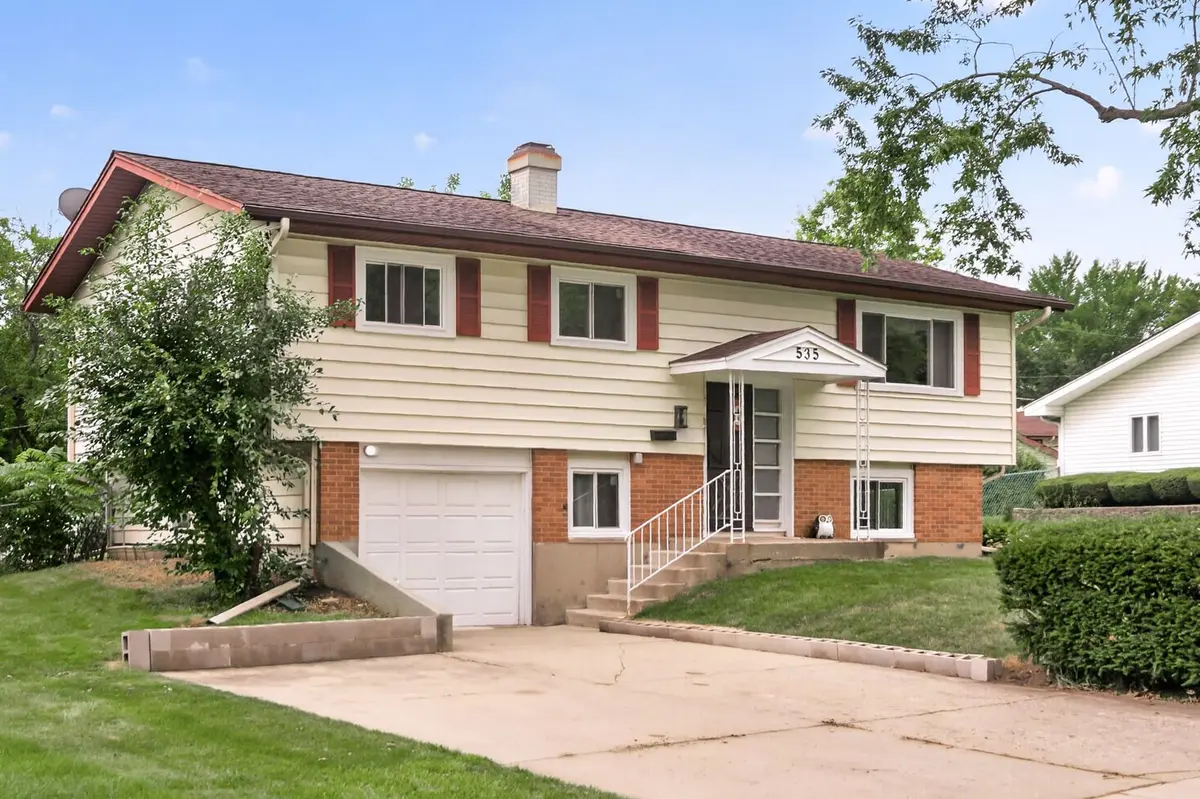 535 Edgemont Lane