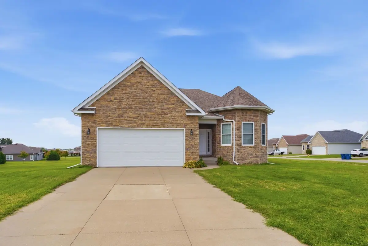 63 Cobblestone Lane