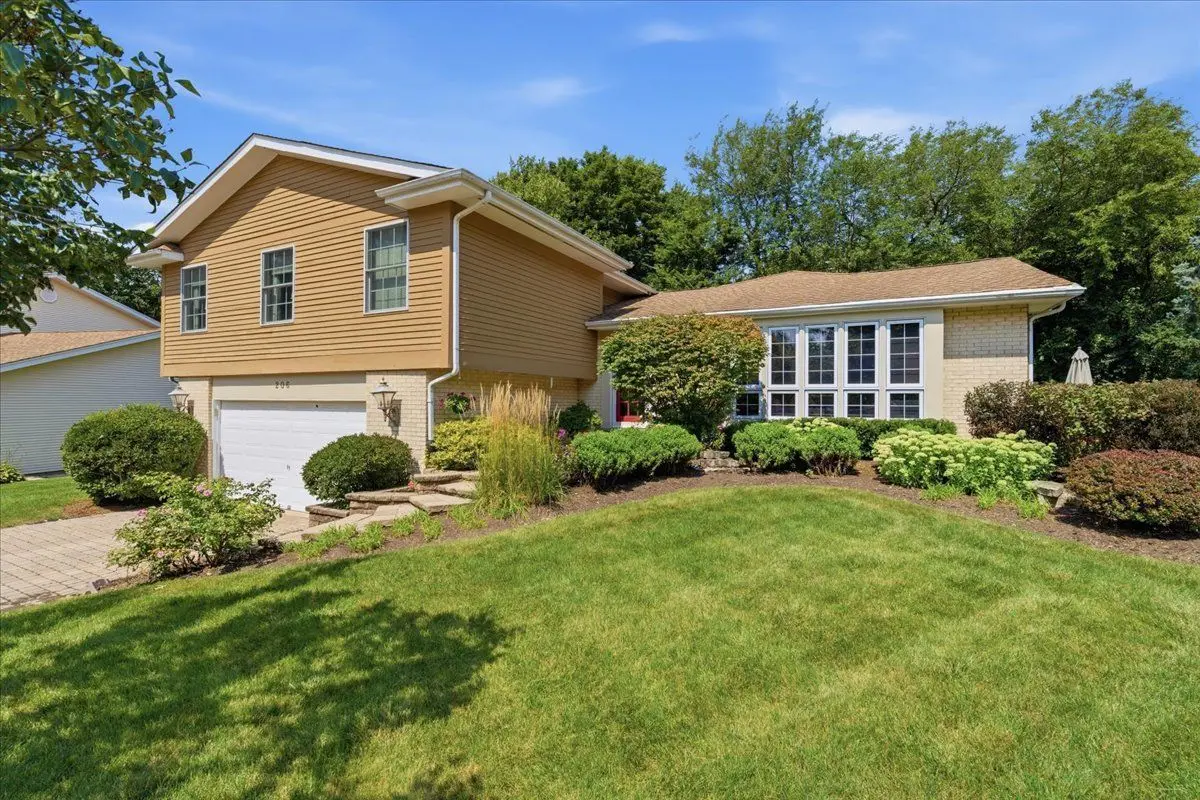 206 Londonderry Court
