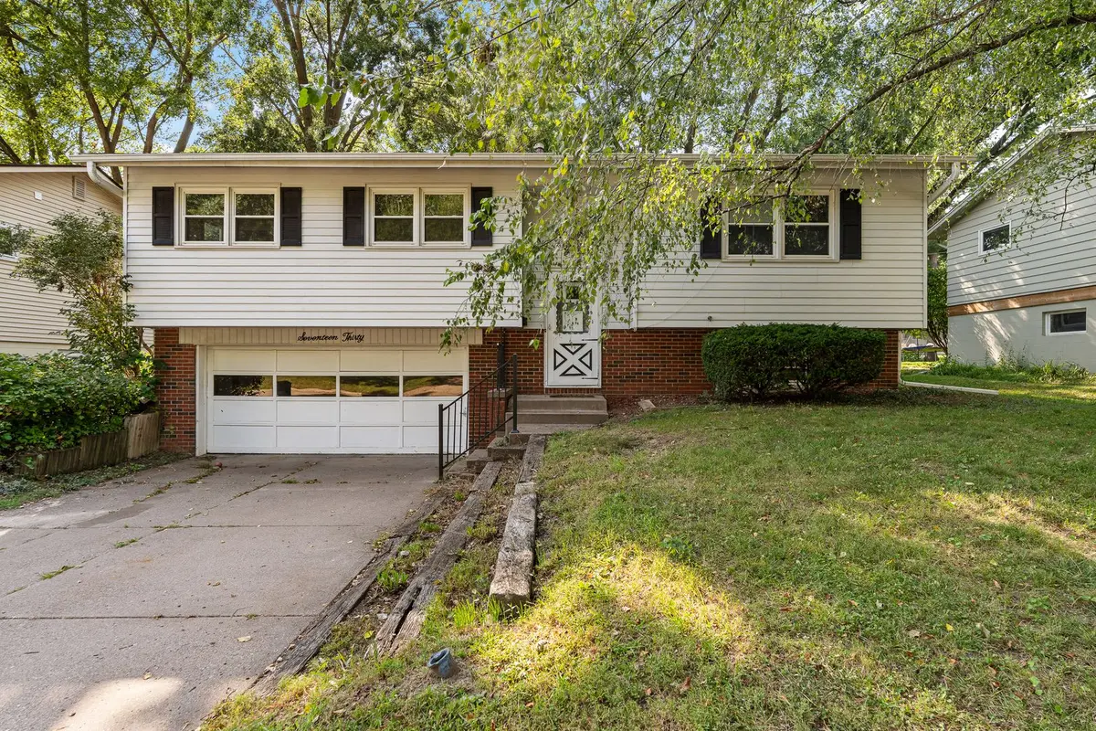 1730 Fairmeadow Drive