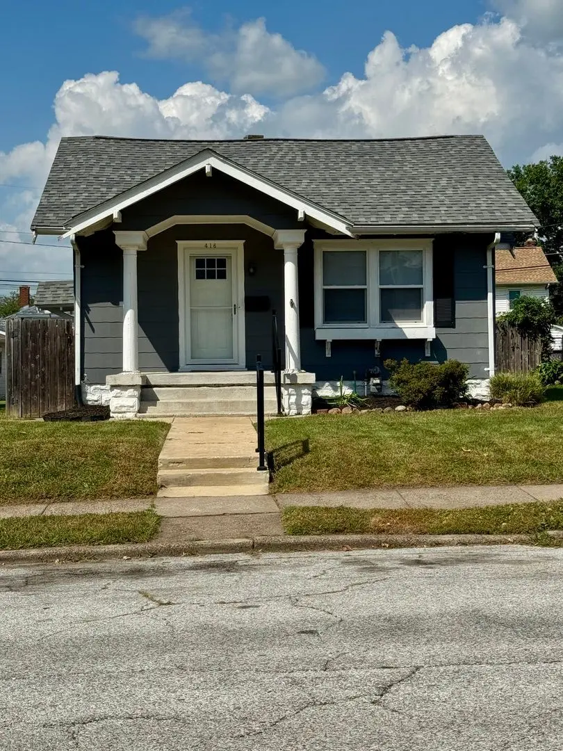 416 E 29TH Place