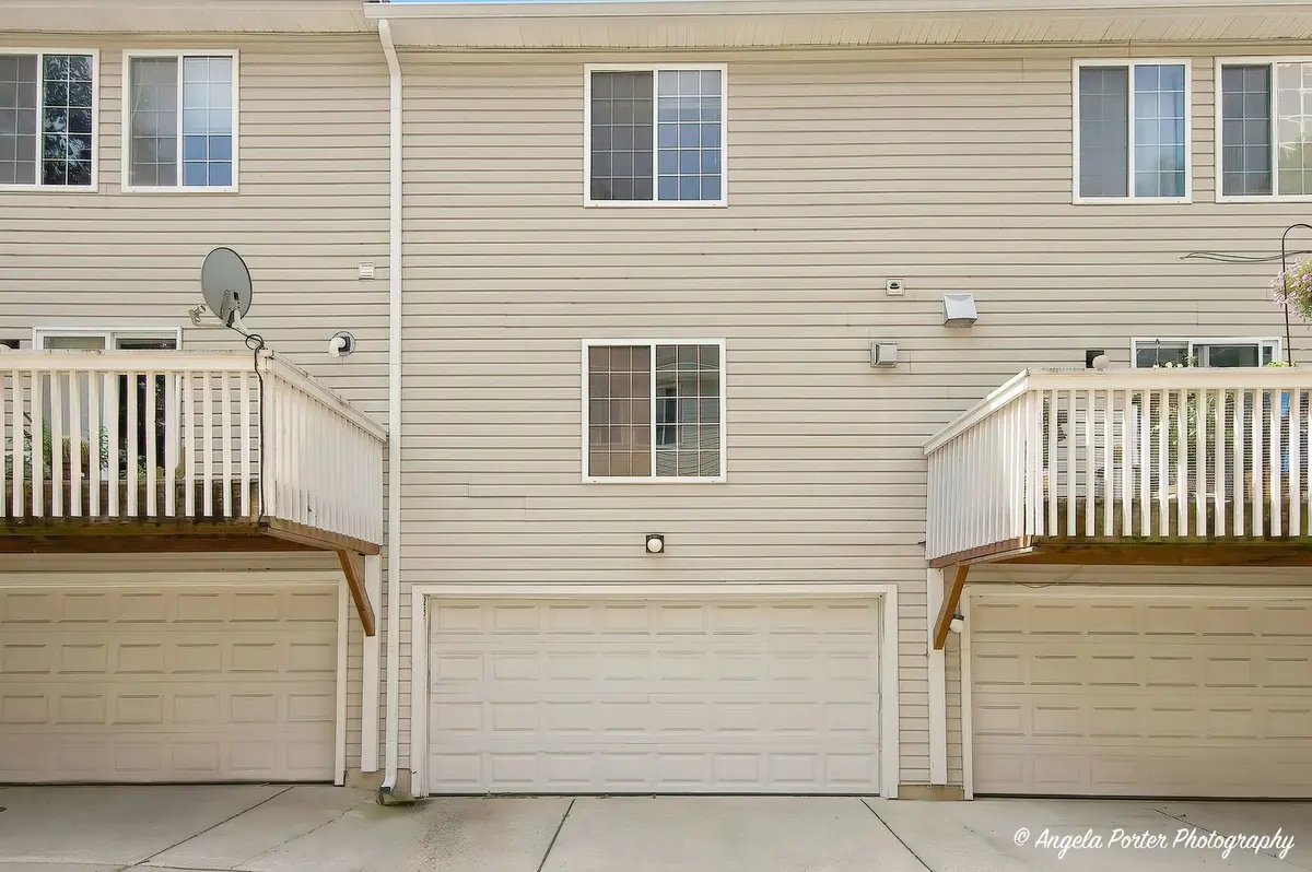 259 W Whispering Oaks Lane