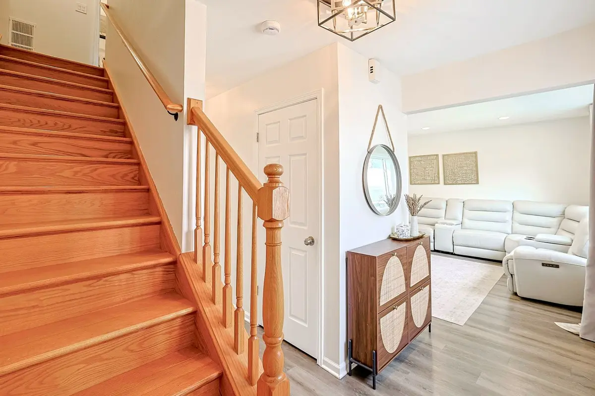 293 Barclay Drive