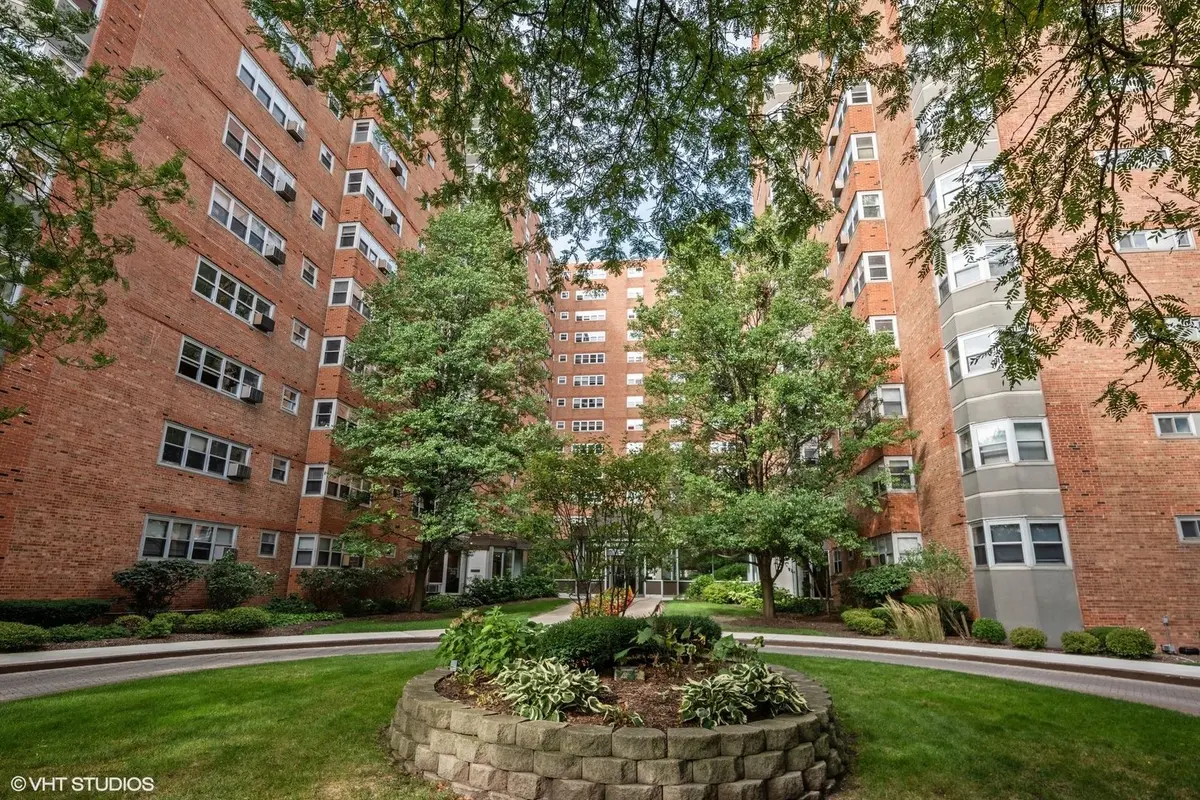 4980 N Marine Drive