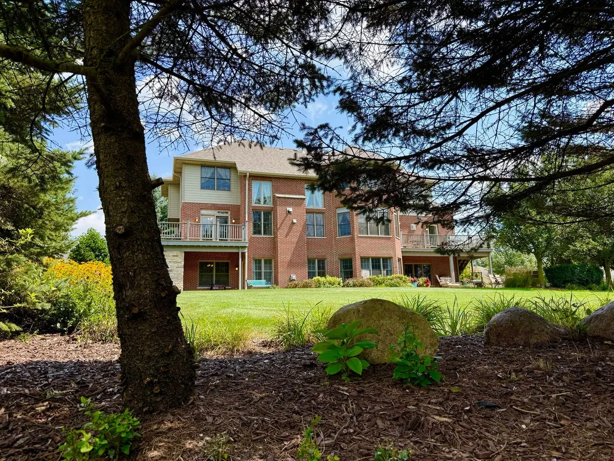 19132 Boulder Ridge Court