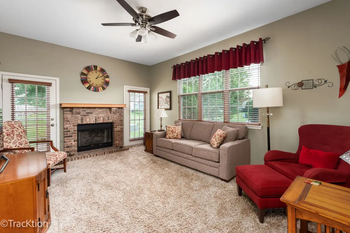16611 Buckner Pond Way