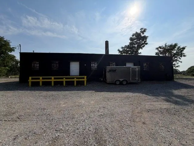 225 E 5th Street