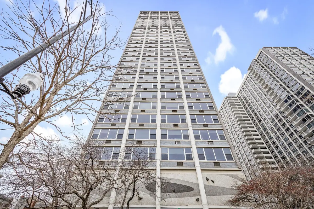 4250 N Marine Drive