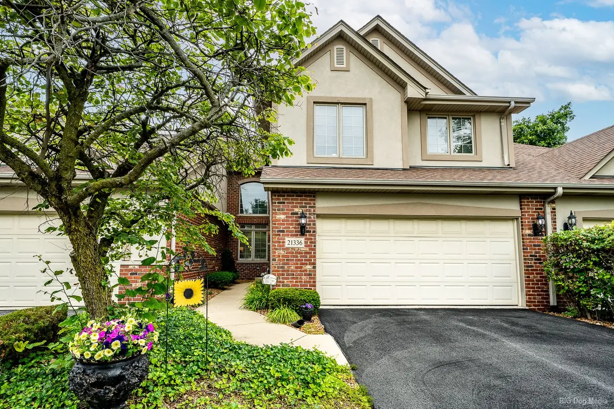 21336 Settlers Pond Drive