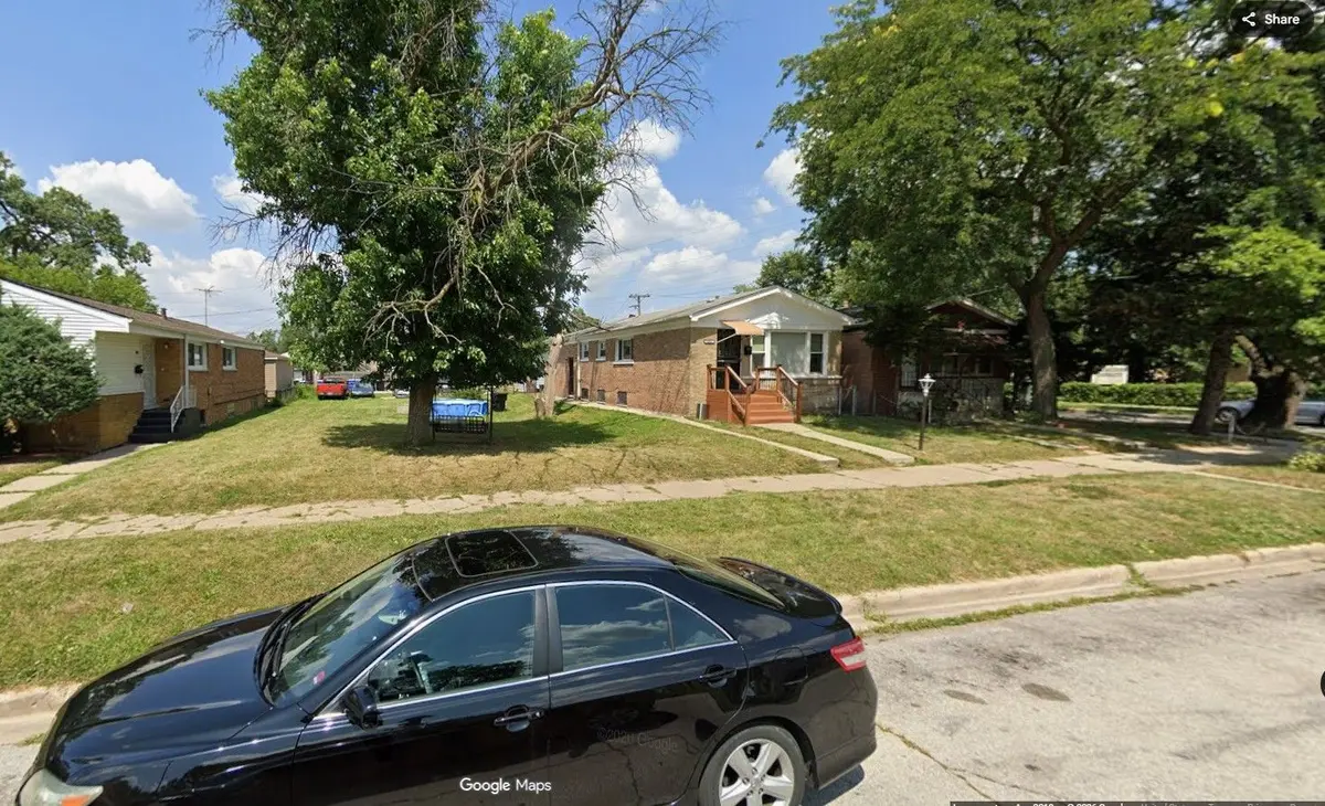 1204 W 108th Street