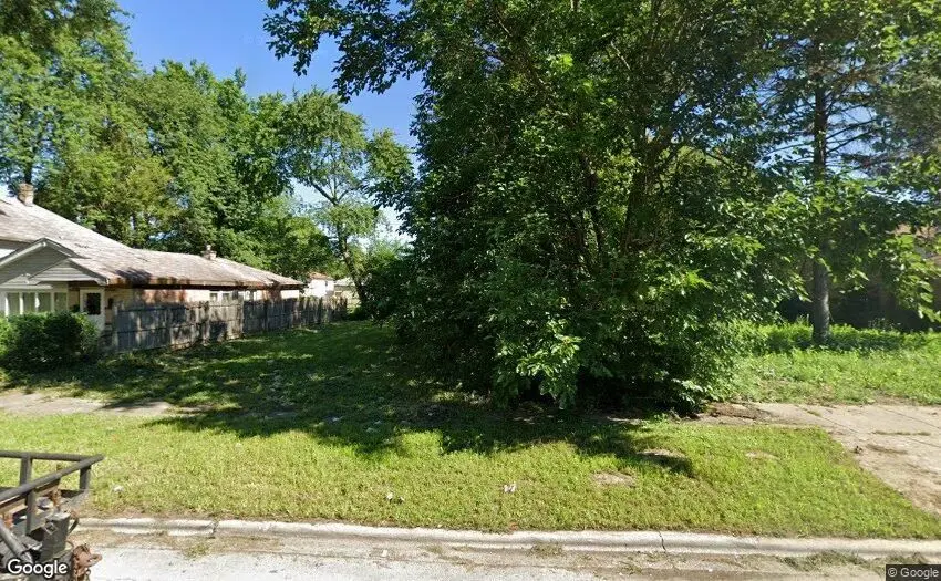 1228 W 108th Place