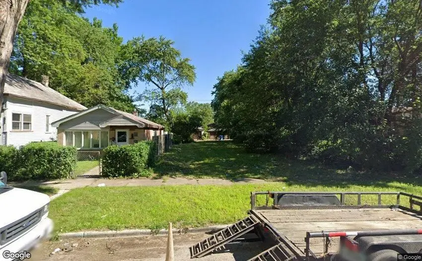 1230 W 108th Place