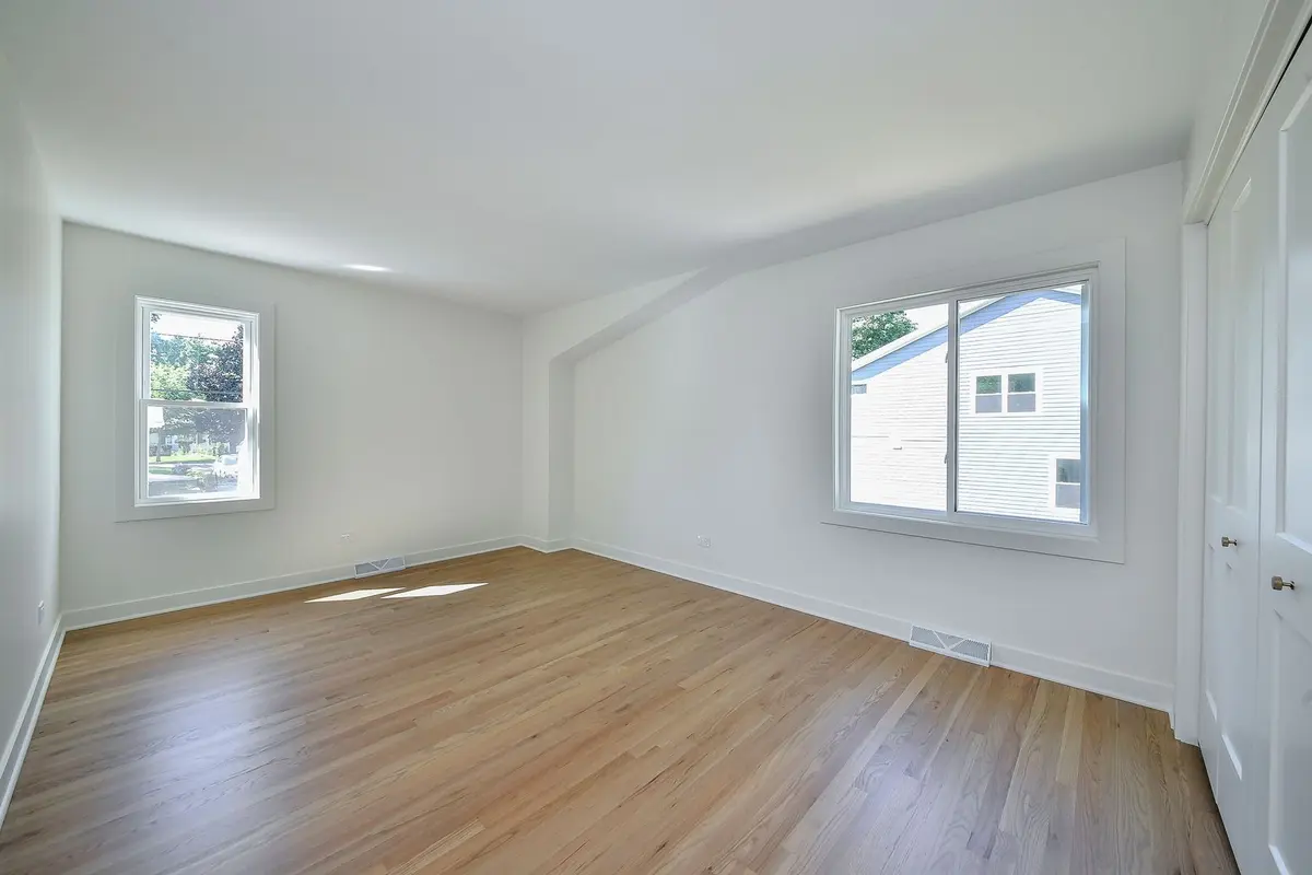 1106 North Path Drive