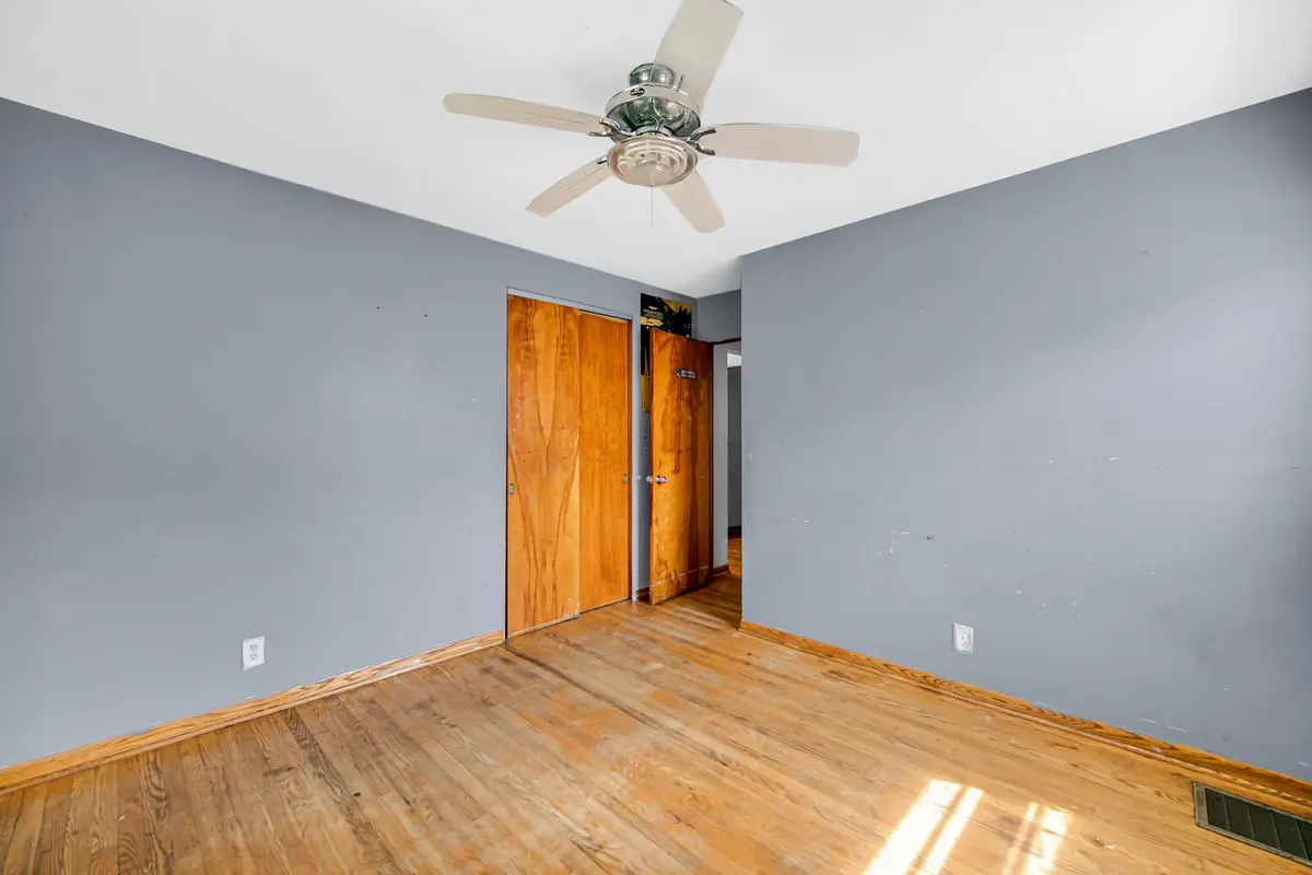 223 S Randall Road