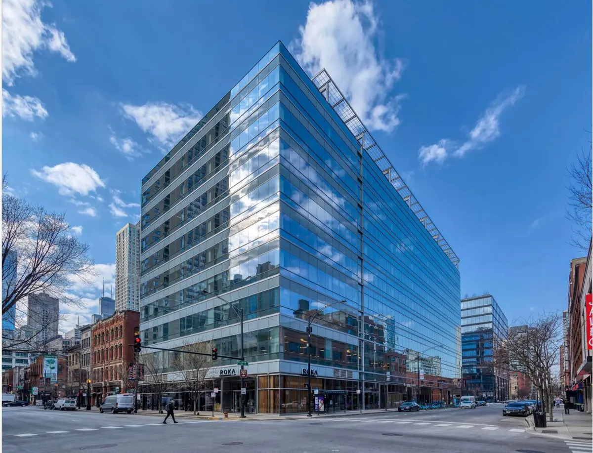 111 W Illinois Street