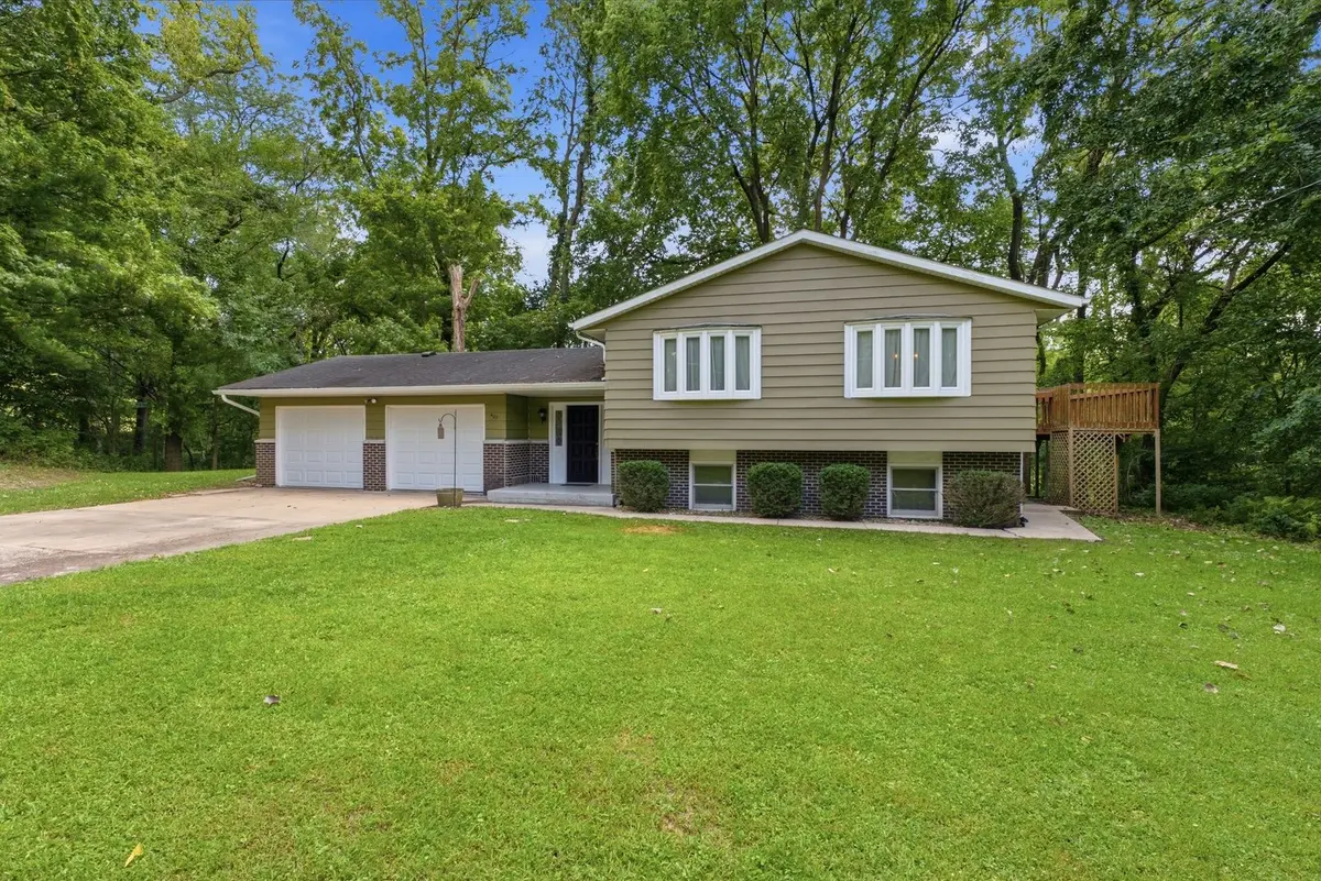 407 Oak Boulevard
