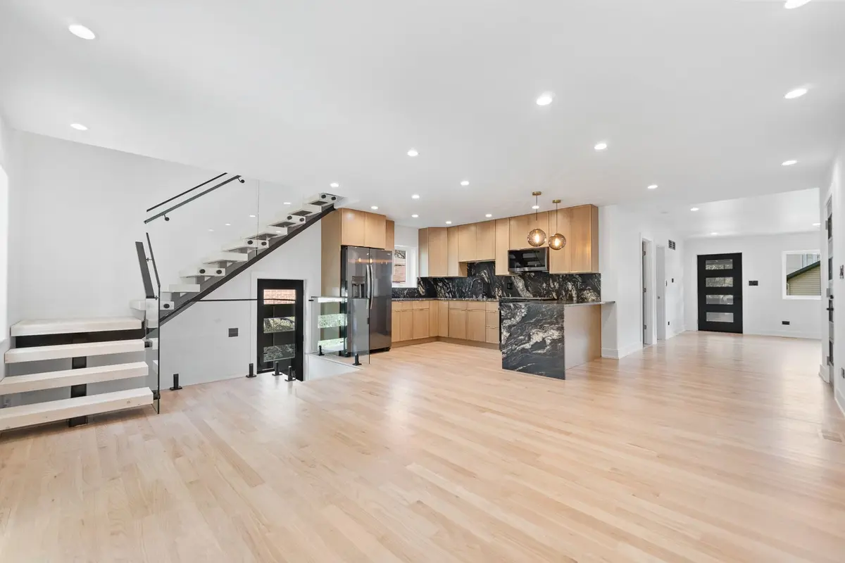 3448 W Clark Drive
