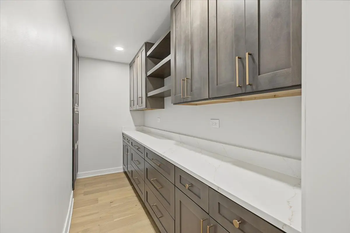 13136 Fox Hill Court