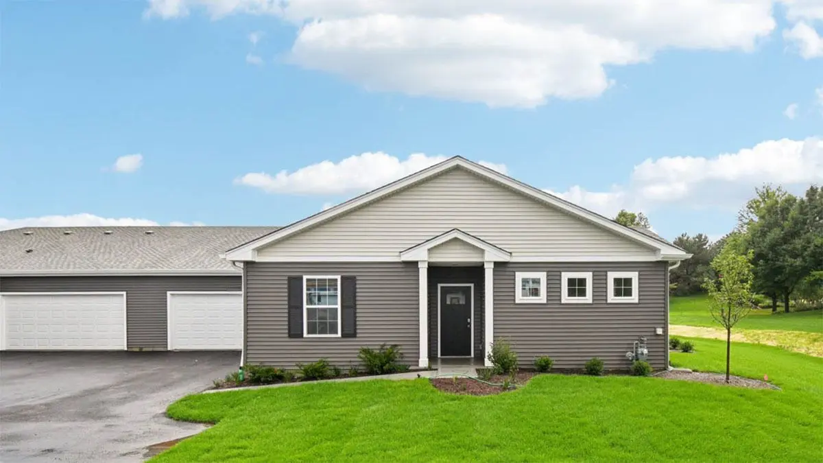 6462 Maple Glen Drive