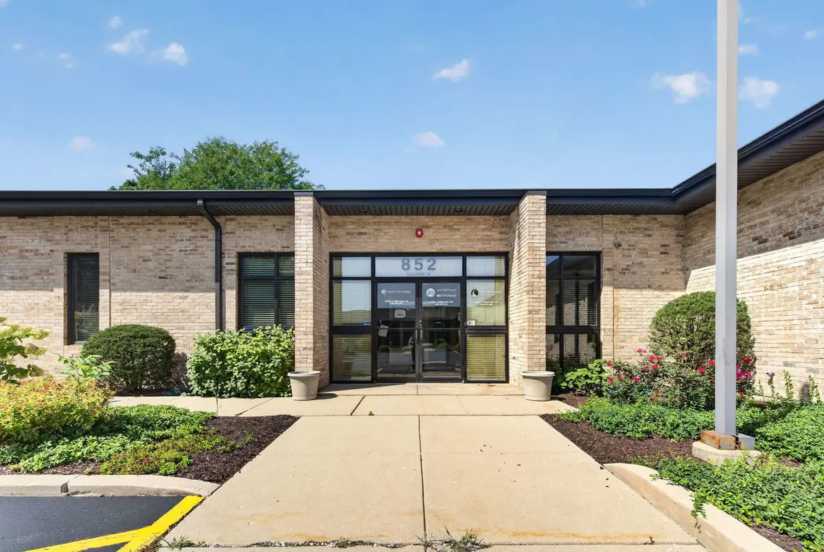 852 W Bartlett Road