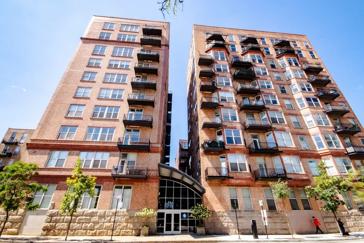 500 S Clinton Street