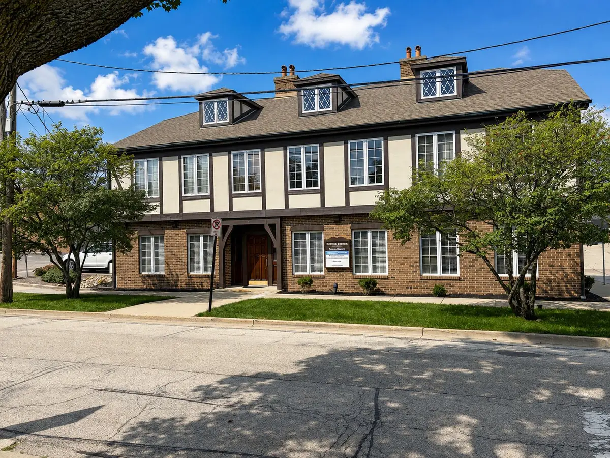 50 Ela Street