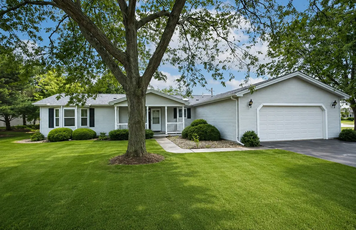 9 Hialeah Court