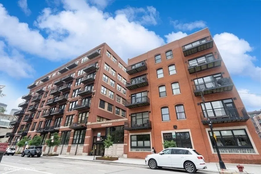 226 N Clinton Street