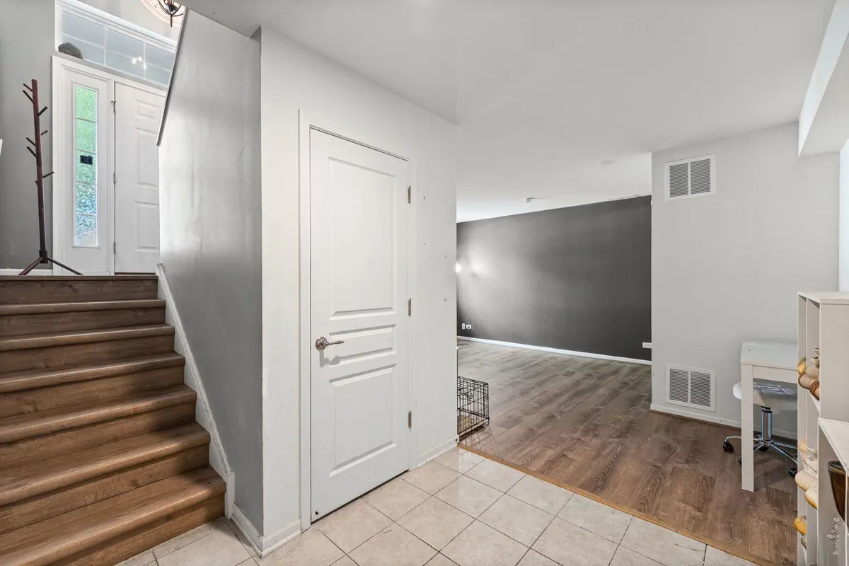 991 Reserve Drive