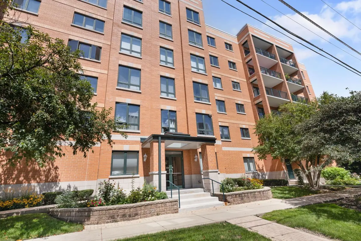 1636 Ashland Avenue