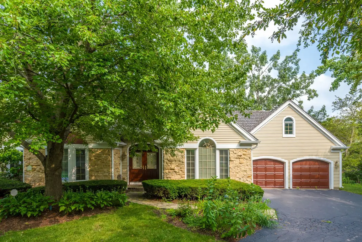 4638 Twin Lakes Lane