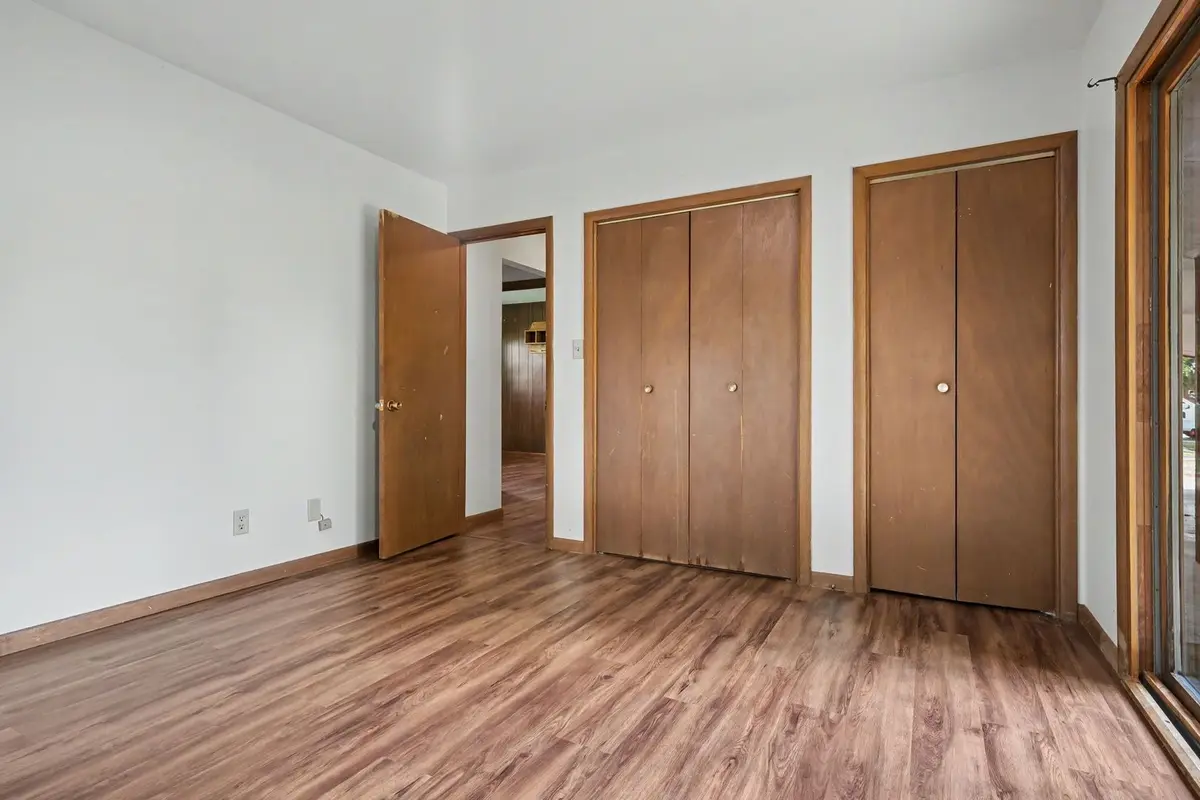 319 E Elm Street