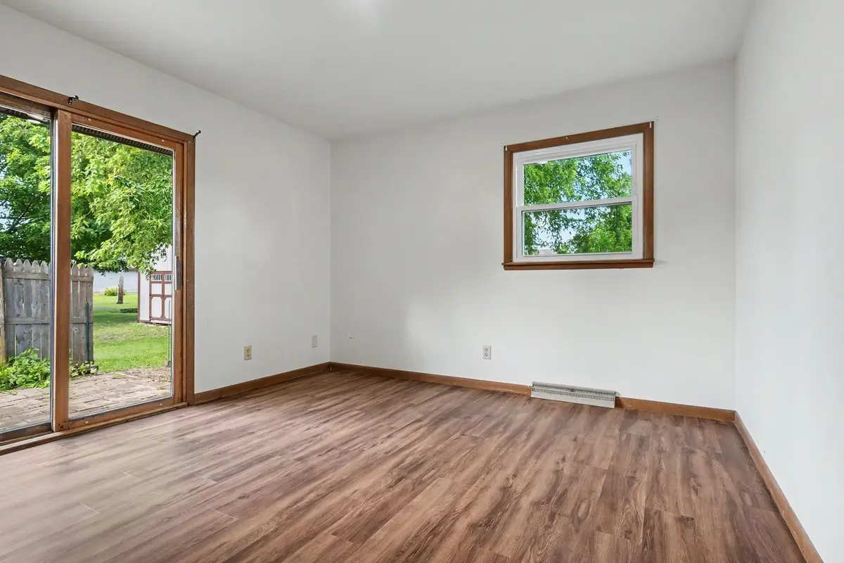 319 E Elm Street