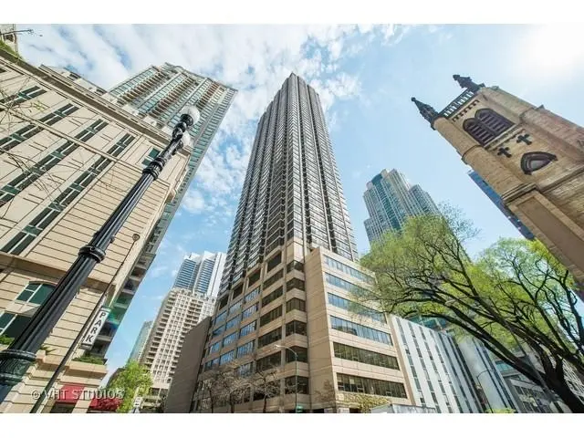 30 E HURON Street