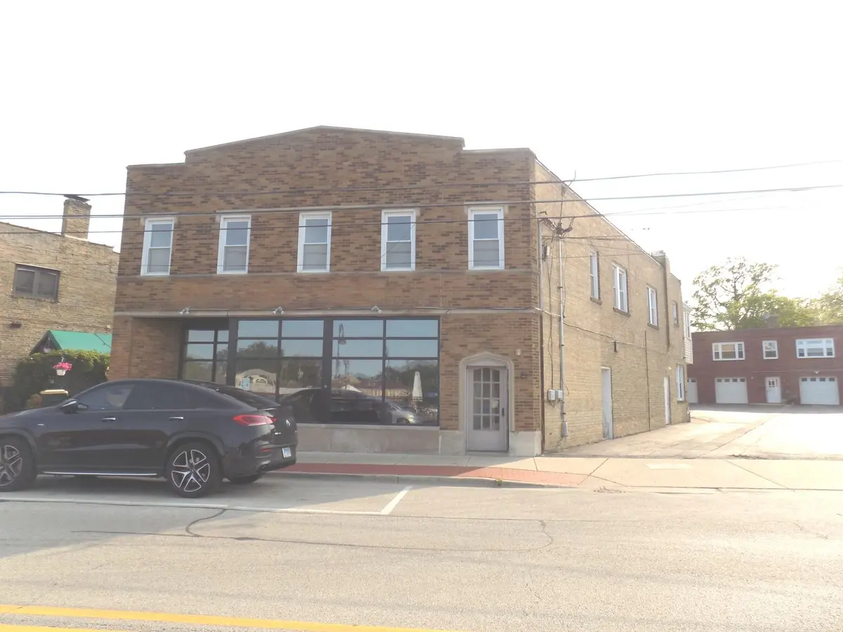 328 Green Bay Road