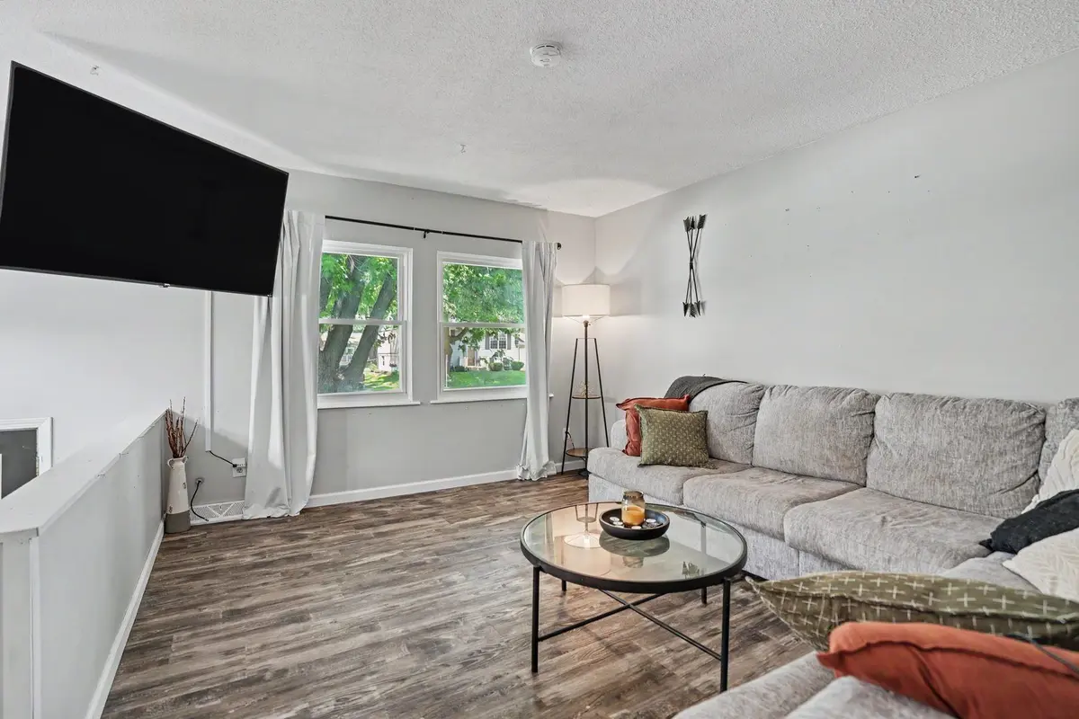 1701 Springdale Drive