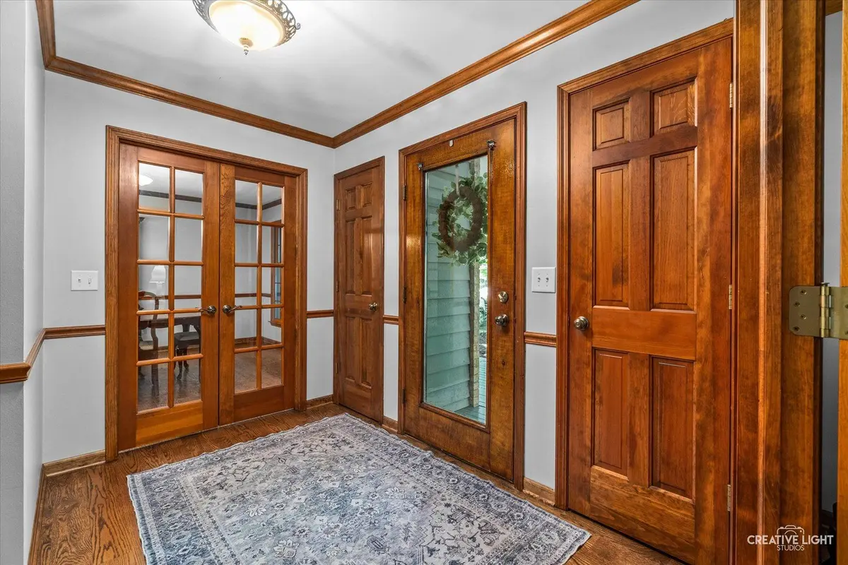506 Pin Oak Court