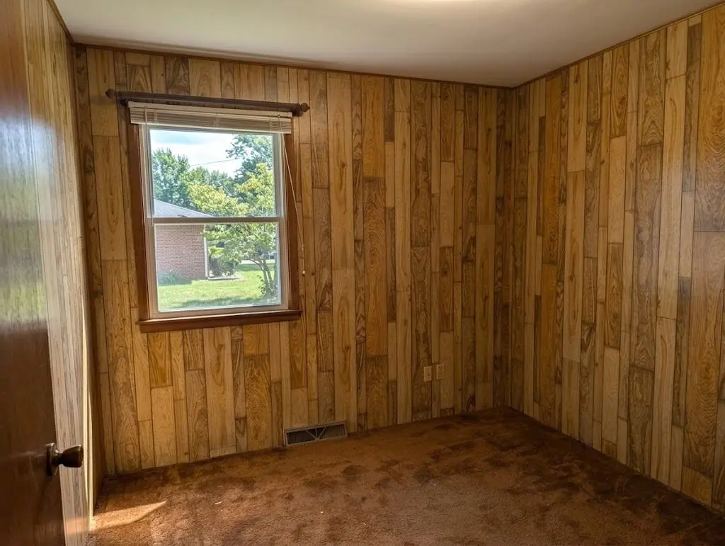 420 Earl Avenue