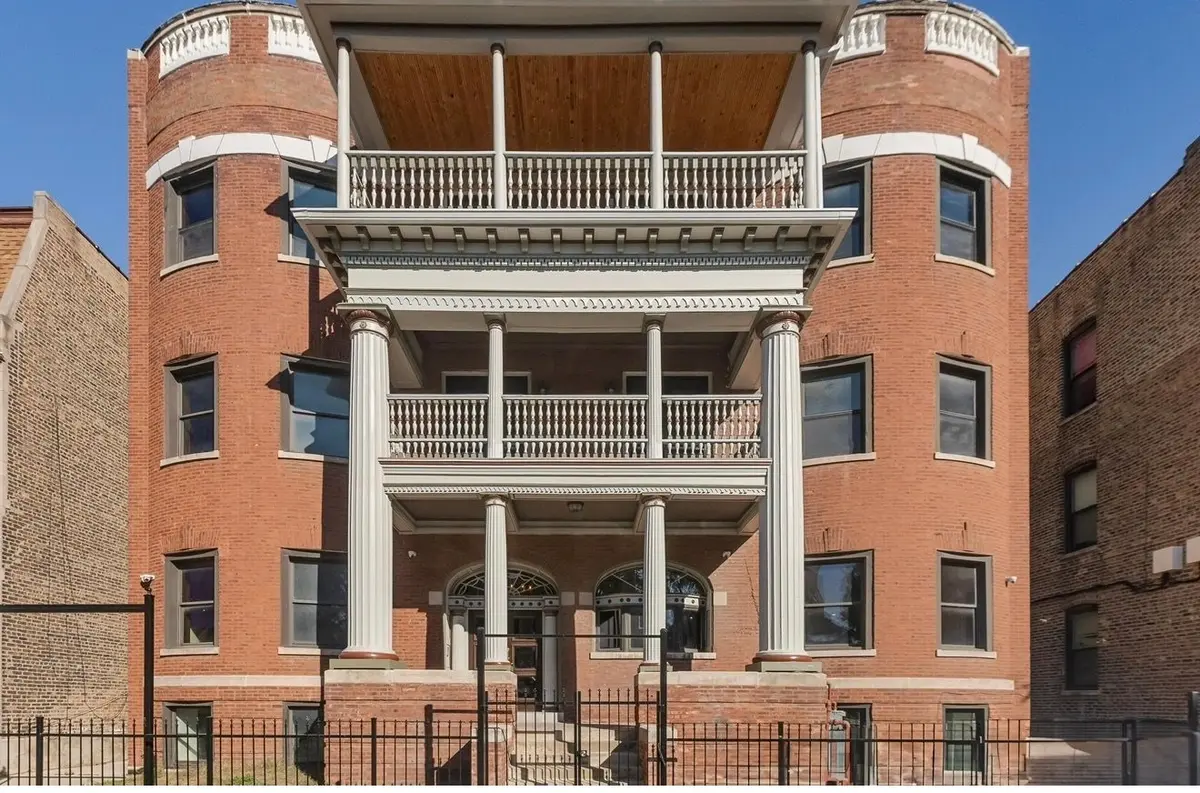 442 E 48th Street