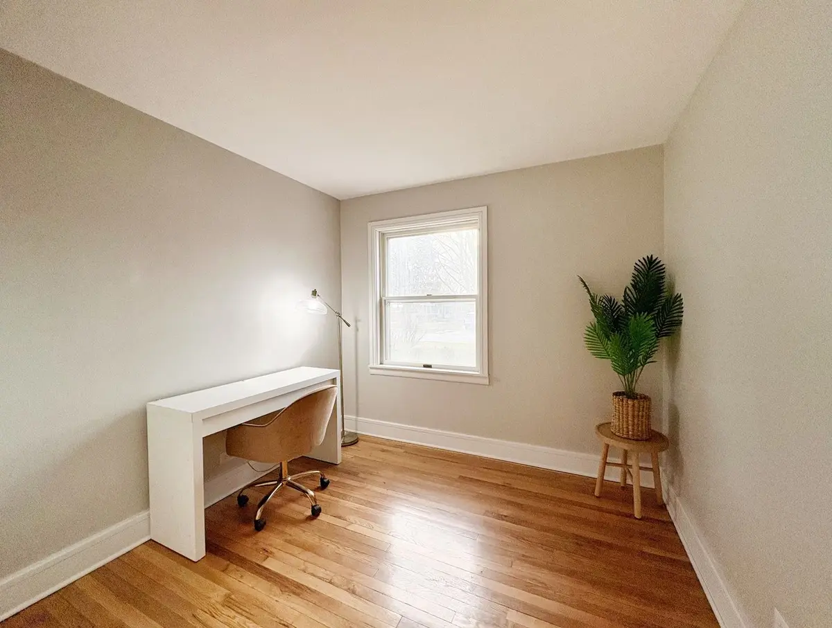 215 S Forest Avenue