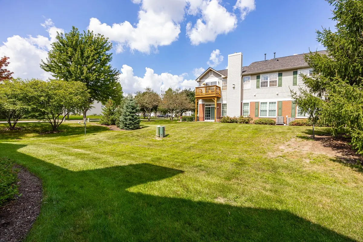24013 W Walnut Circle W